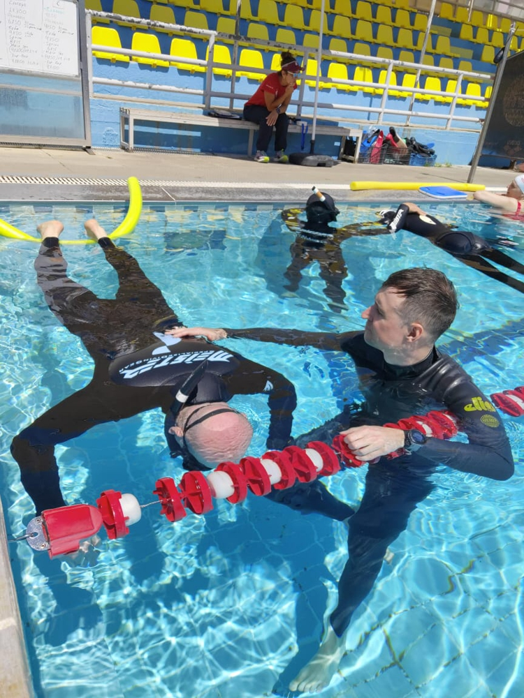 Pool training slider2